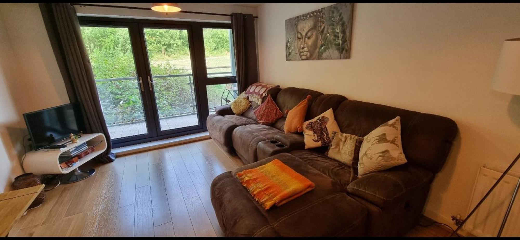 Brentwood Town Retreat - Large 2 Bedroom Apartment 외부 사진