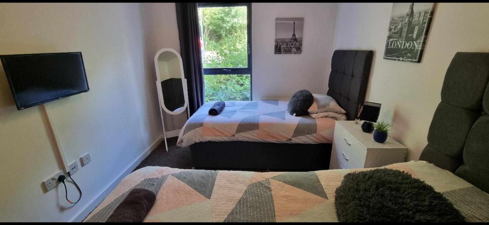 Brentwood Town Retreat - Large 2 Bedroom Apartment 외부 사진