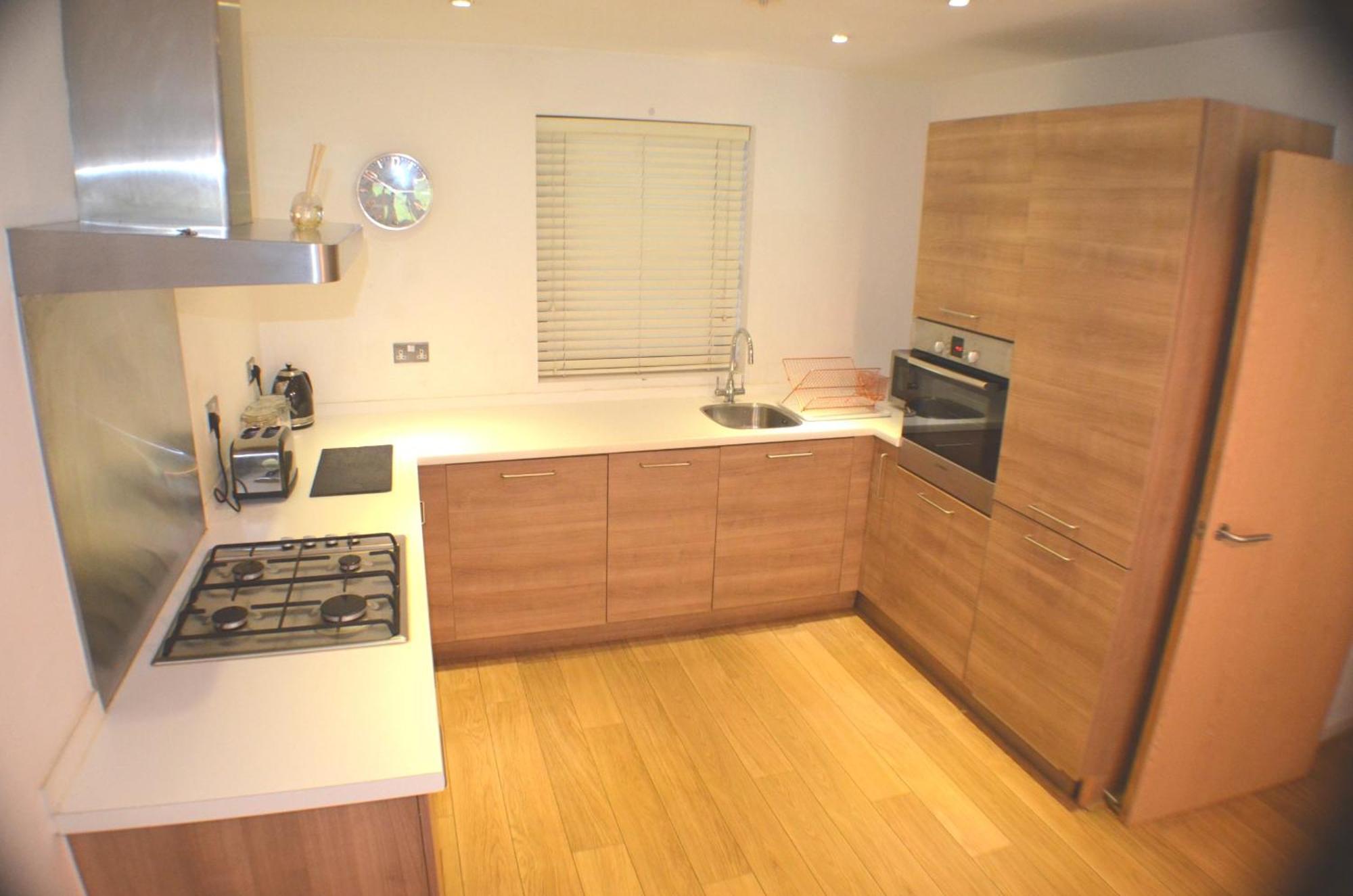 Brentwood Town Retreat - Large 2 Bedroom Apartment 외부 사진