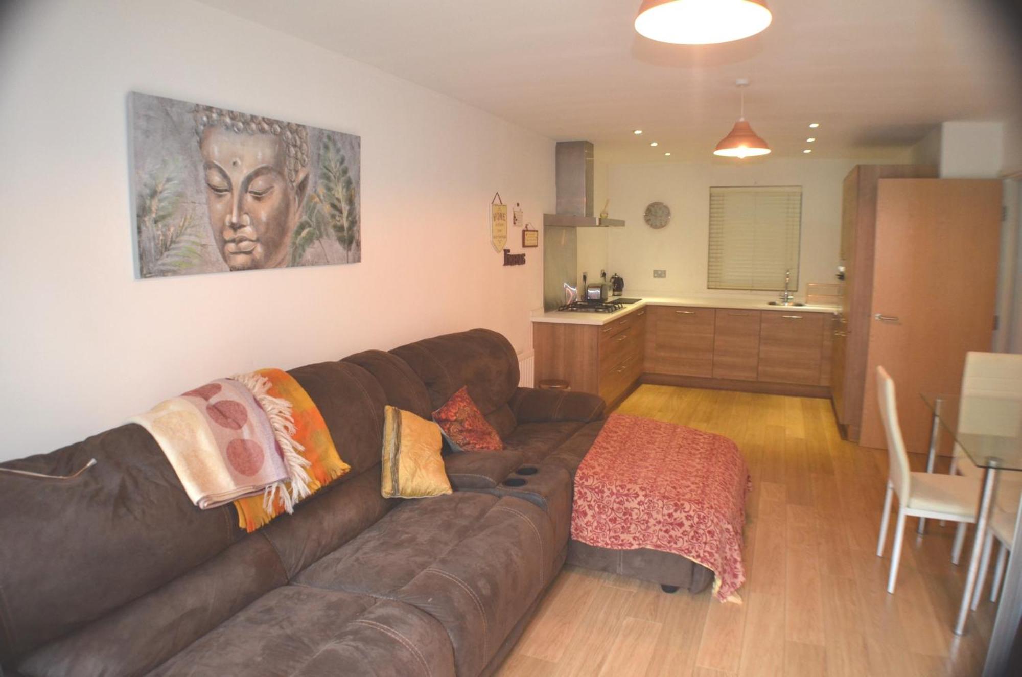 Brentwood Town Retreat - Large 2 Bedroom Apartment 외부 사진